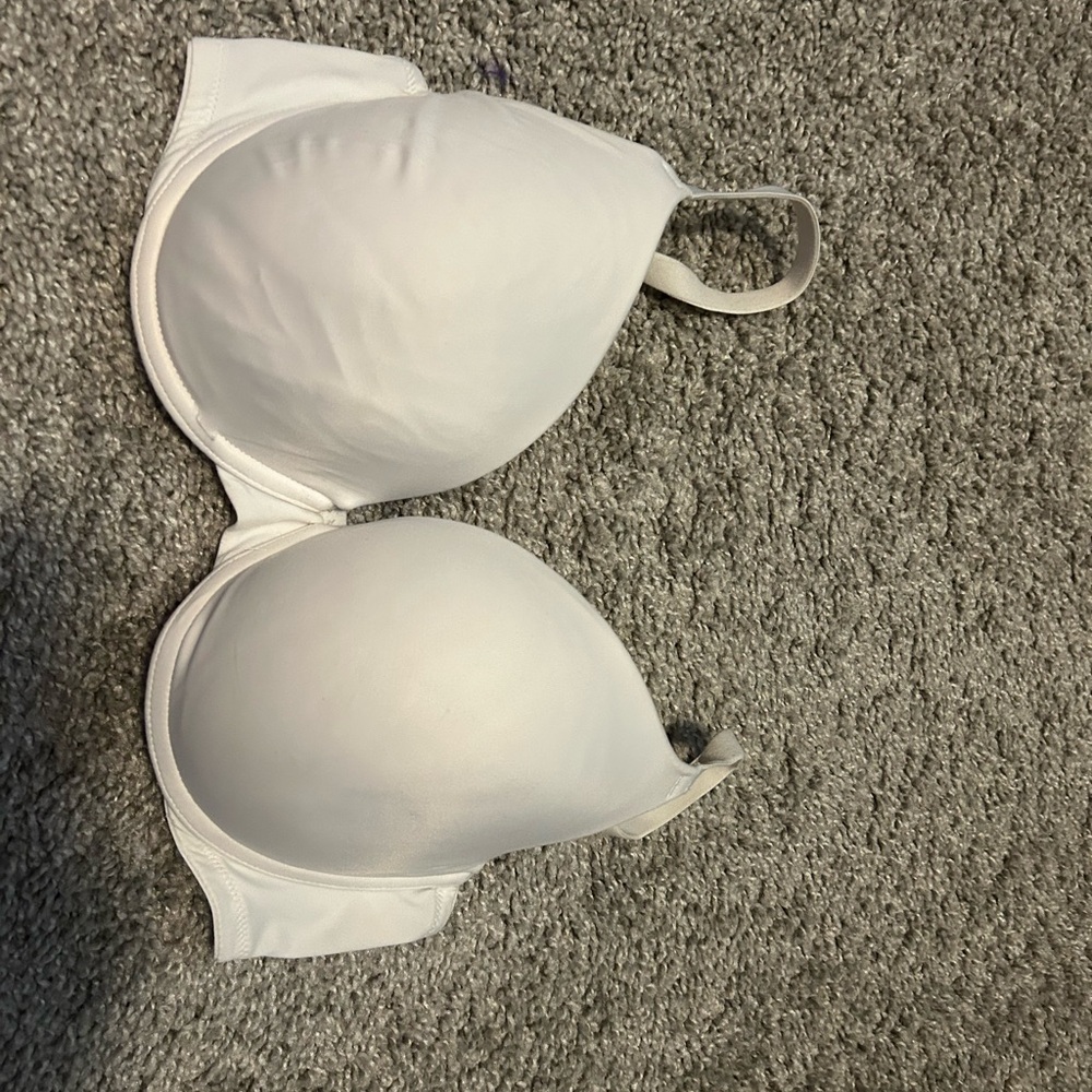 Victoria's Secret White Bra